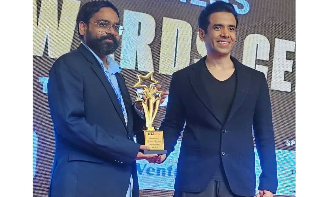 Global Iconic Award Presented to Prof. Dr. Simanchal Panda by Bollywood Actor Tushar Kapoor